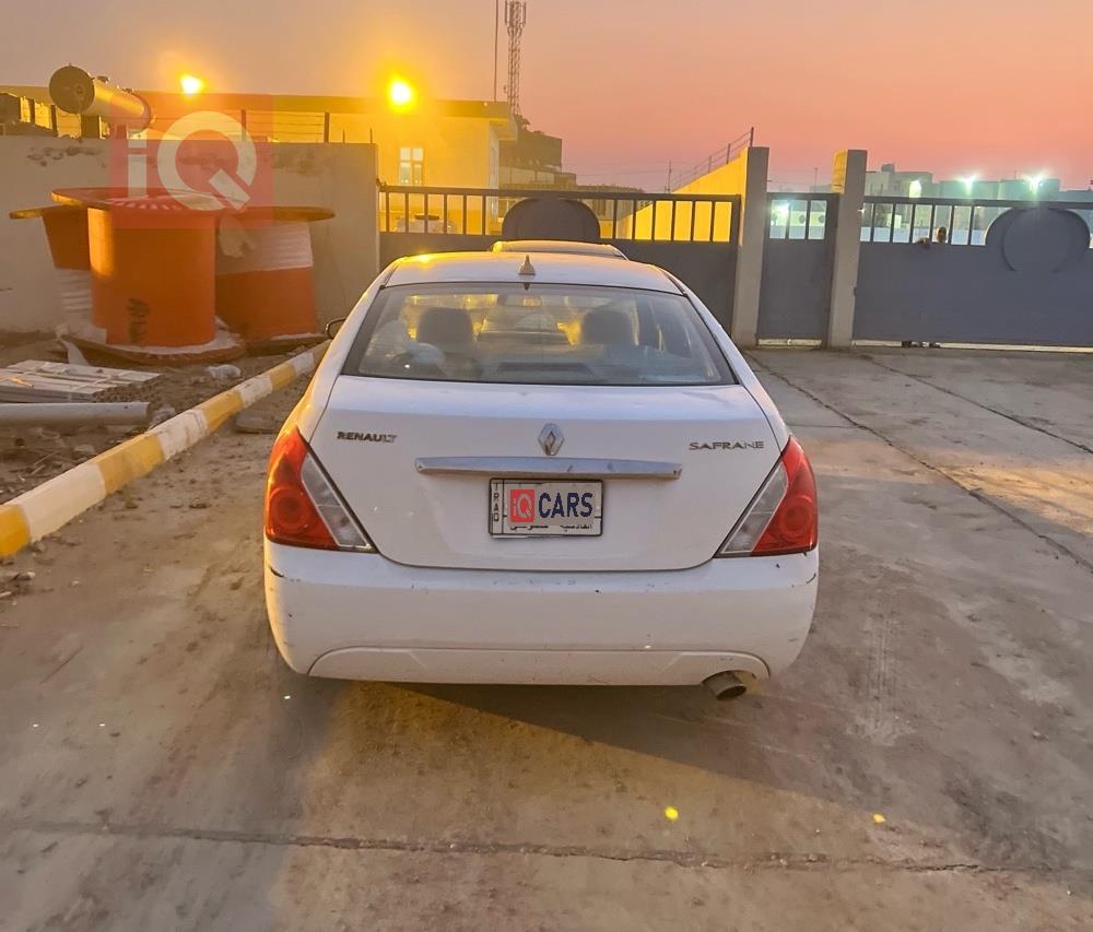 رينو سافران